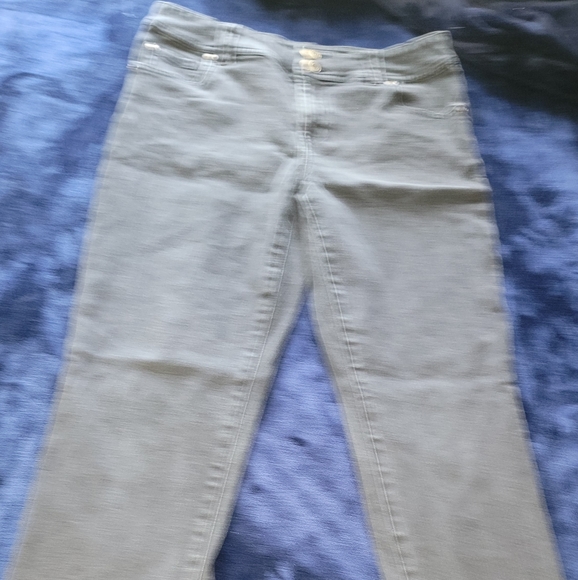 Denim straight-leg fit - Picture 2 of 9